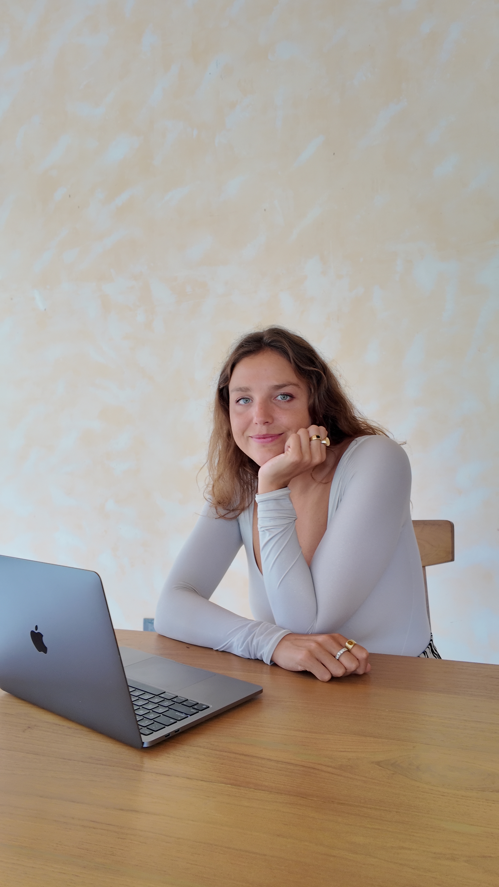 Isabel Kennedy — Creative Coach and Burnout Prevention Specialist